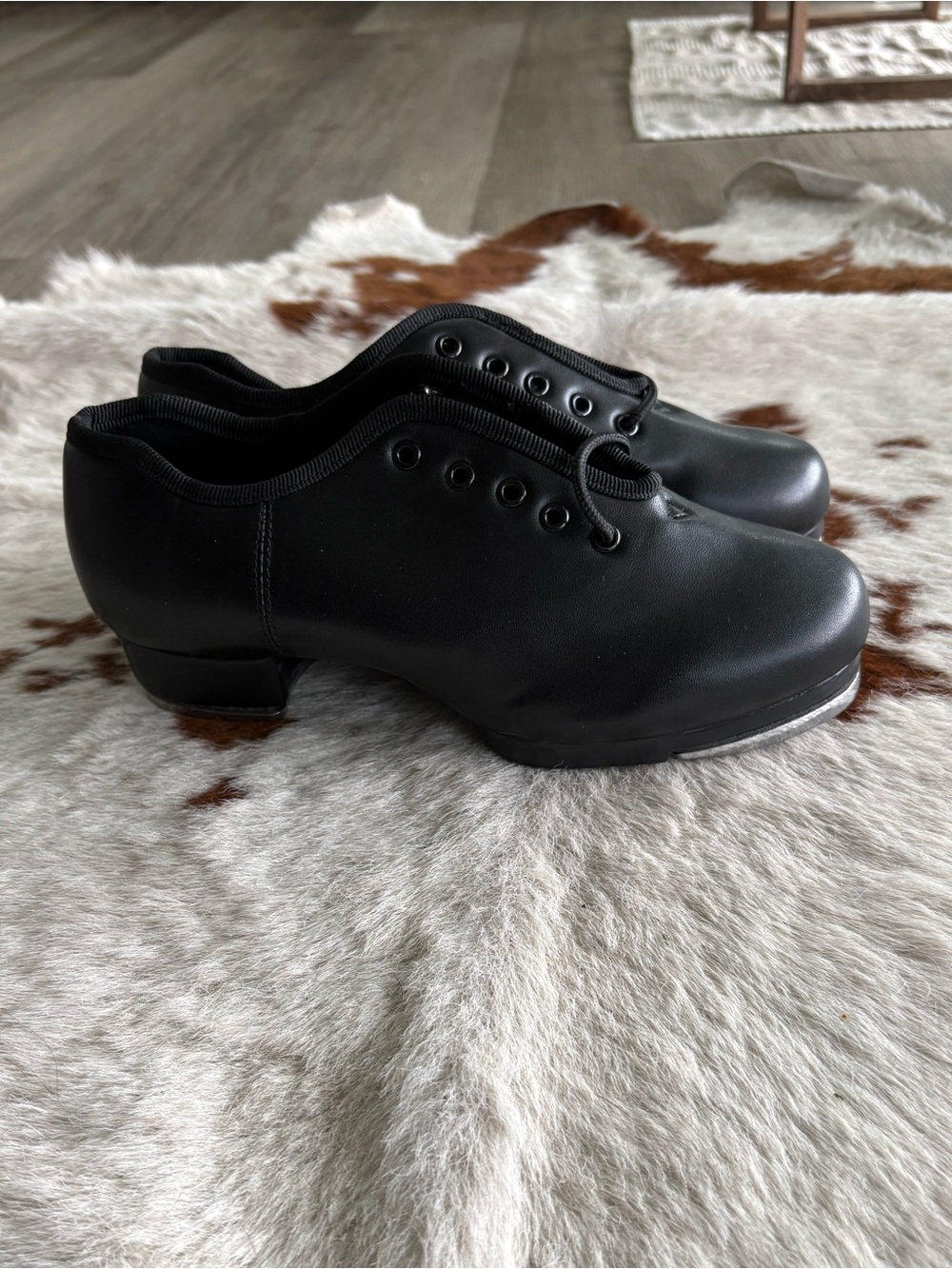 Kids Black Tap Oxfords - Lace-Up Performance Shoes 4.5 Y